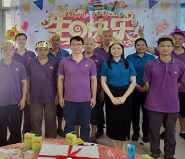 廣州俊麒無紡布企業(yè)有限公司“開心生日會”